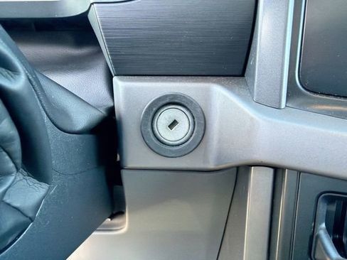 Certified 2025 Ford F150 XLT w/ Equipment Group 301A Standard image 29