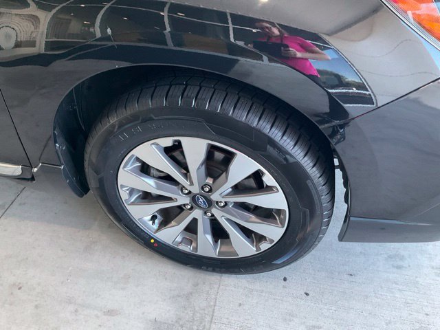 Used 2019 Subaru Outback 3.6R Touring AWD/4WD image 28