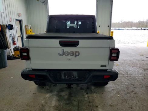 Used 2020 Jeep Gladiator Overland AWD/4WD image 6