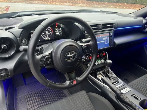 Used 2024 Toyota GR86 image 7