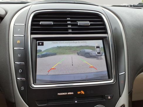 Used 2018 Lincoln MKX Reserve w/ Lincoln MKX Climate Package AWD/4WD image 19