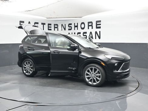 Used 2024 Buick Encore GX Avenir w/ Avenir Convenience Package image 40