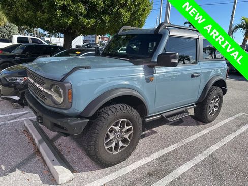 Used 2023 Ford Bronco Badlands image 1