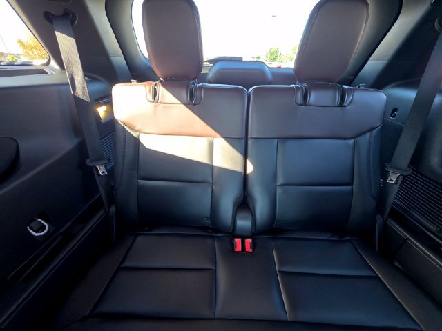 Used 2023 Ford Explorer Platinum w/ Technology Package AWD/4WD image 13