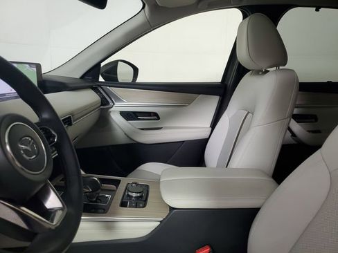 Certified 2025 MAZDA CX-90 3.3 Turbo w/ Premium Plus Pkg image 23