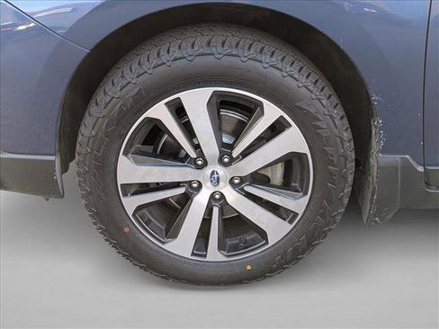 Used 2019 Subaru Outback 3.6R Limited w/ Popular Package #2 image 24