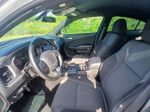 Used 2019 Dodge Charger SXT w/ Blacktop Package RWD image 14