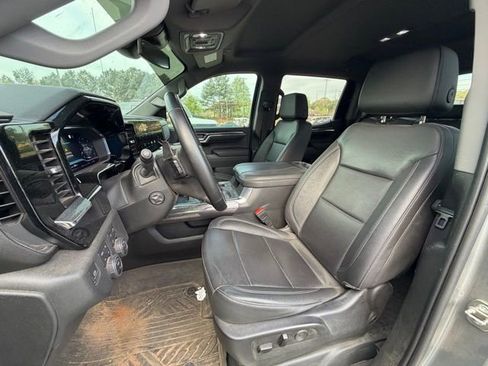 Used 2023 Chevrolet Silverado 1500 LTZ image 8