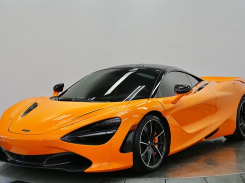 Used 2022 McLaren 720S Performance RWD image 45