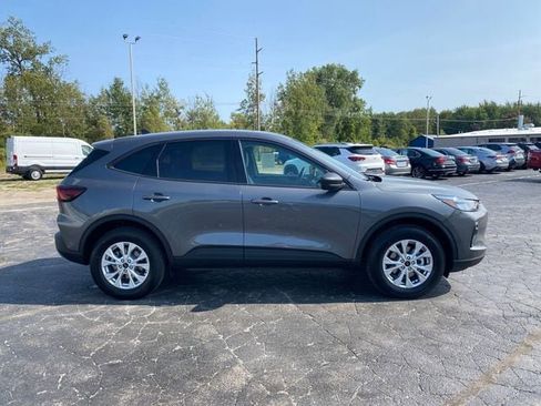 New 2025 Ford Escape Active image 8