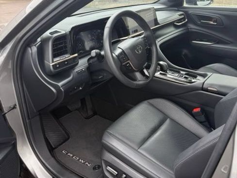Certified 2024 Toyota Crown Platinum w/ Carpet Mat Package (TMS) AWD/4WD image 13