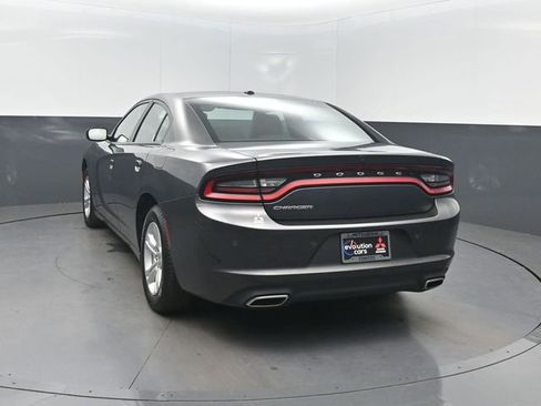 Used 2022 Dodge Charger SXT image 3