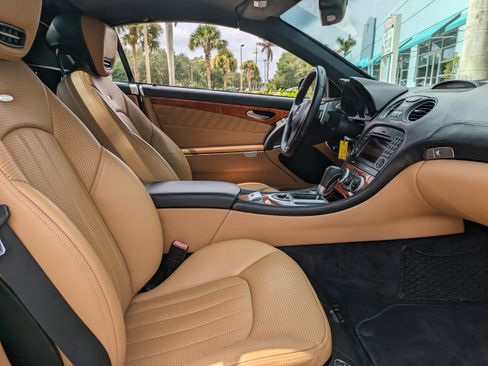 Used 2009 Mercedes-Benz SL 63 AMG image 15