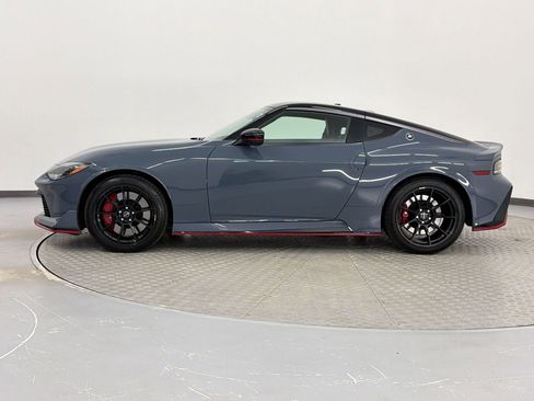 Used 2024 Nissan Z NISMO w/ Floor Mat Package RWD image 2