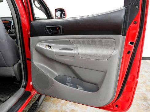 Used 2007 Toyota Tacoma PreRunner image 39