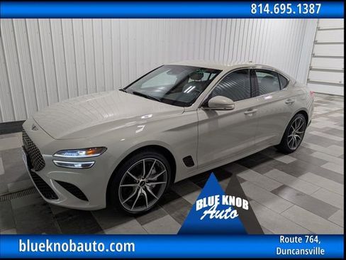 Used 2025 Genesis G70 2.5T image 1