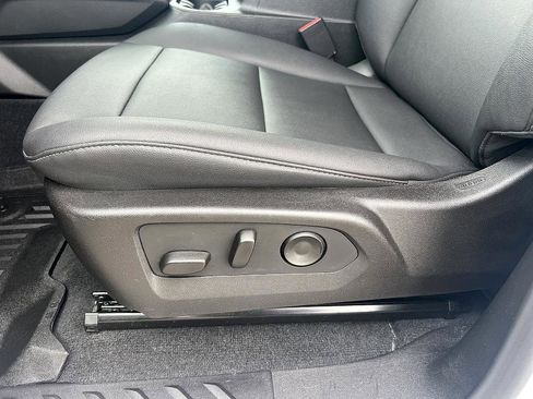 Used 2024 Chevrolet Colorado LT w/ LT Convenience Package III image 27