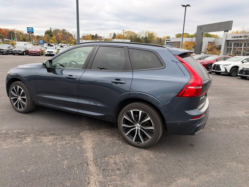 Used 2024 Volvo XC60 B5 Plus w/ Protection Package Premier AWD/4WD image 25