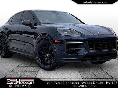 Used 2024 Porsche Cayenne Turbo GT image 1