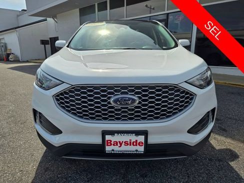 Used 2023 Ford Edge SEL w/ Convenience Package AWD/4WD image 4