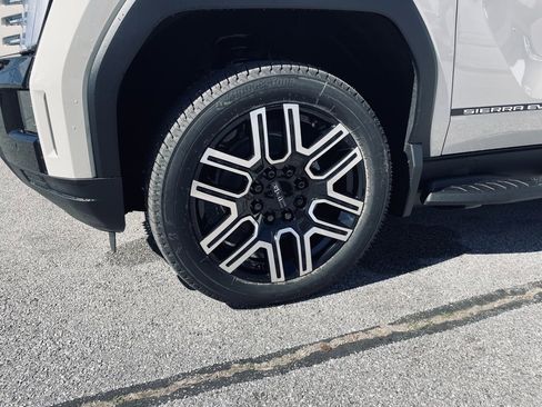 New 2026 GMC Sierra EV Elevation image 31