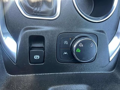 Certified 2023 Chevrolet Traverse LT AWD/4WD image 33