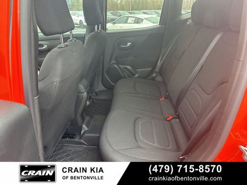 Used 2021 Jeep Renegade Latitude image 25