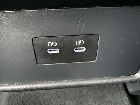 Used 2024 Nissan Rogue SV image 33