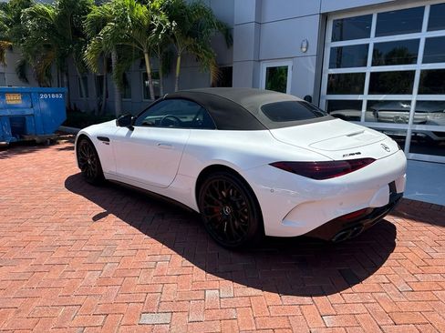 Used 2025 Mercedes-Benz SL 55 AMG 4MATIC image 6