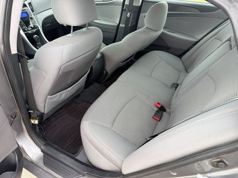 Used 2013 Hyundai Sonata GLS w/ Popular Equipment Pkg FWD image 9