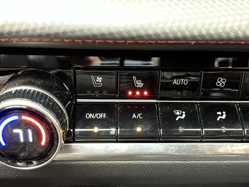 Certified 2026 Chevrolet Equinox RS w/ Convenience Package III AWD/4WD image 24
