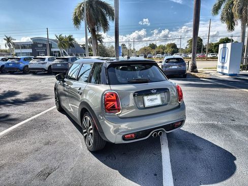 Used 2021 MINI Cooper S image 6