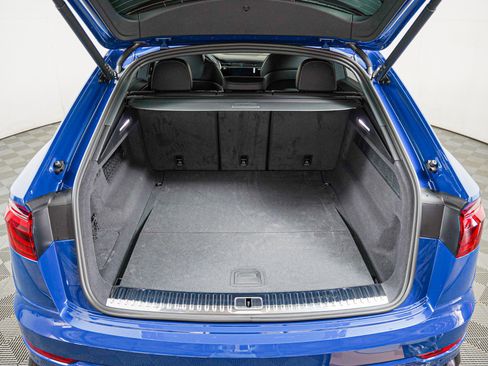 New 2026 Audi SQ8 Premium Plus AWD/4WD image 5