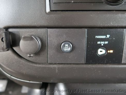 Used 2017 Chevrolet Express 3500 LT w/ LT Preferred Equipment Group image 34