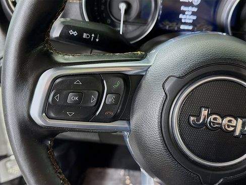 Used 2023 Jeep Wrangler Unlimited Sahara AWD/4WD image 20