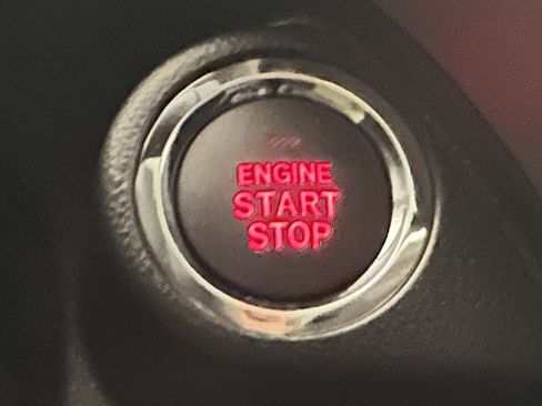 New 2025 Subaru Crosstrek 2.5i Limited w/ Crosstrek Mirror Package image 18