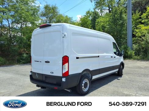 New 2026 Ford Transit 150 148 Medium Roof w/ Load Area Protection Package RWD image 4