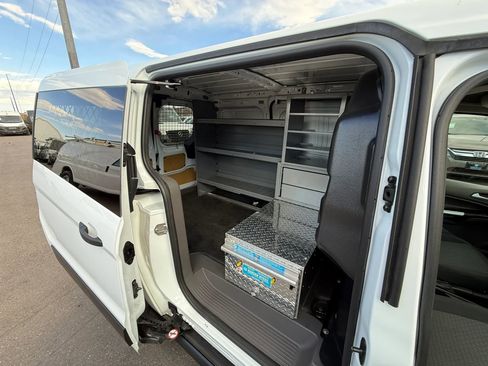 Used 2022 Ford Transit Connect XLT FWD image 25