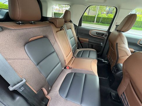 Used 2025 Ford Bronco Sport Outer Banks w/ Outer Banks Tech Package+ AWD/4WD image 31