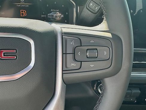 New 2026 GMC Sierra 1500 Elevation image 18