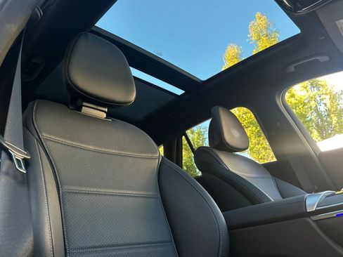 Certified 2023 Mercedes-Benz GLC 300 image 11