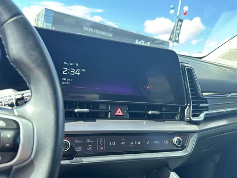 New 2025 Kia Sportage EX FWD image 22