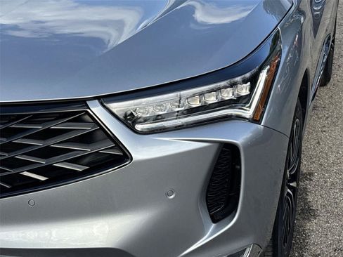 Certified 2025 Acura RDX SH-AWD w/ Advance Package image 9
