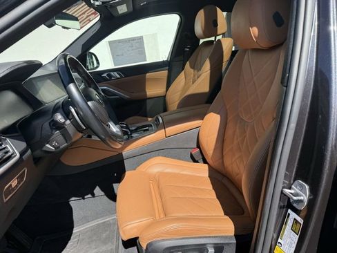 Used 2023 BMW X6 xDrive40i w/ Premium Package image 10
