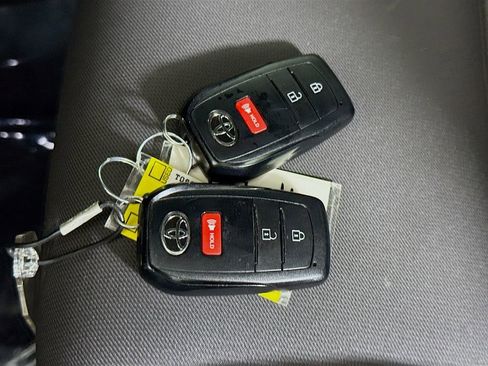 Certified 2024 Toyota Tacoma TRD Sport w/ TRD Sport Upgrade Package image 35