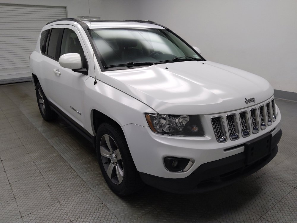 Used 2017 Jeep Compass High Altitude AWD/4WD image 11