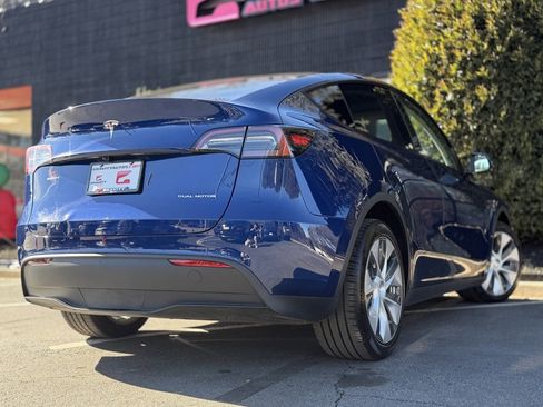 Used 2024 Tesla Model Y Long Range image 13