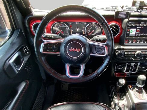 Used 2018 Jeep Wrangler Unlimited Rubicon AWD/4WD image 6