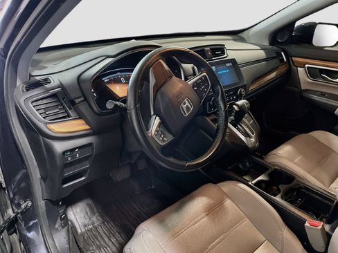 Used 2018 Honda CR-V Touring image 9