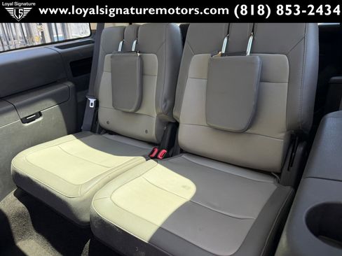 Used 2019 Ford Flex SEL w/ Equipment Group 202A FWD image 16